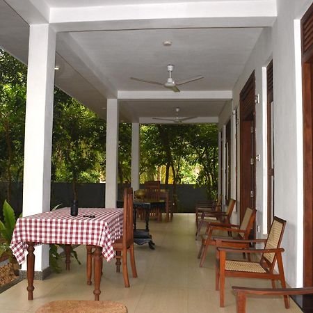 Villa Wanderlust Хиккадува Экстерьер фото