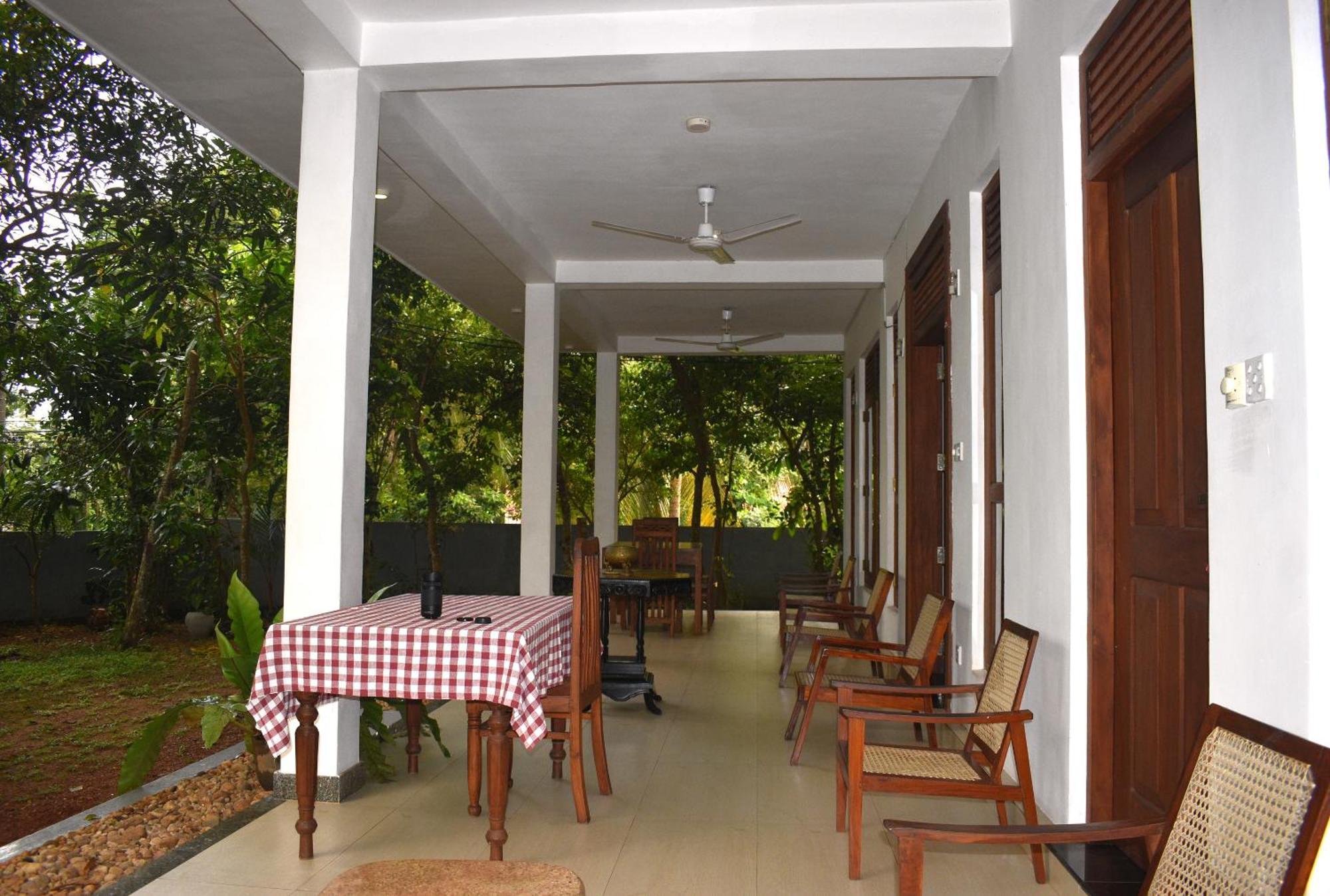 Villa Wanderlust Хиккадува Экстерьер фото