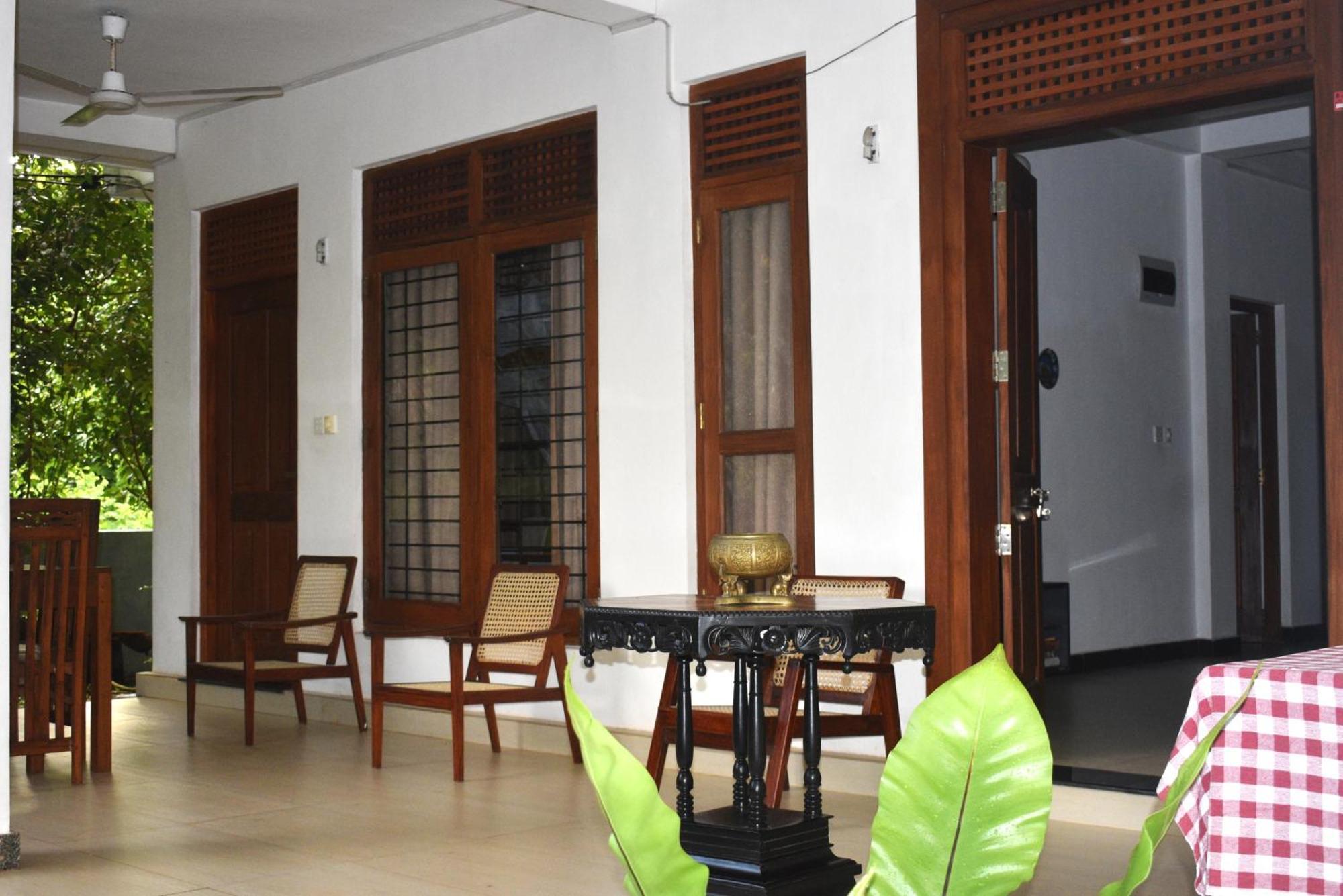 Villa Wanderlust Хиккадува Экстерьер фото