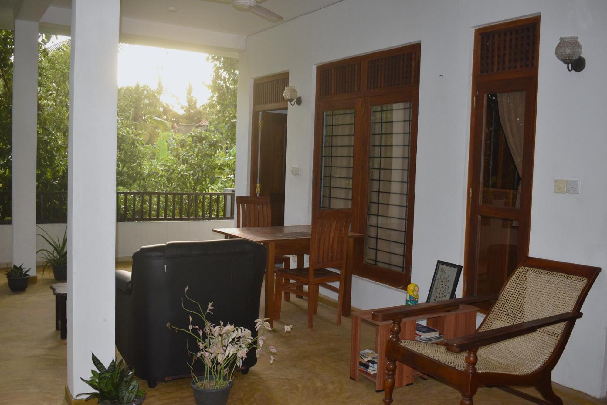 Villa Wanderlust Хиккадува Экстерьер фото