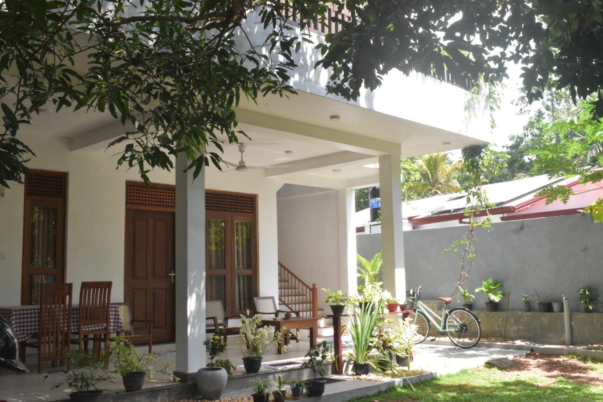 Villa Wanderlust Хиккадува Экстерьер фото