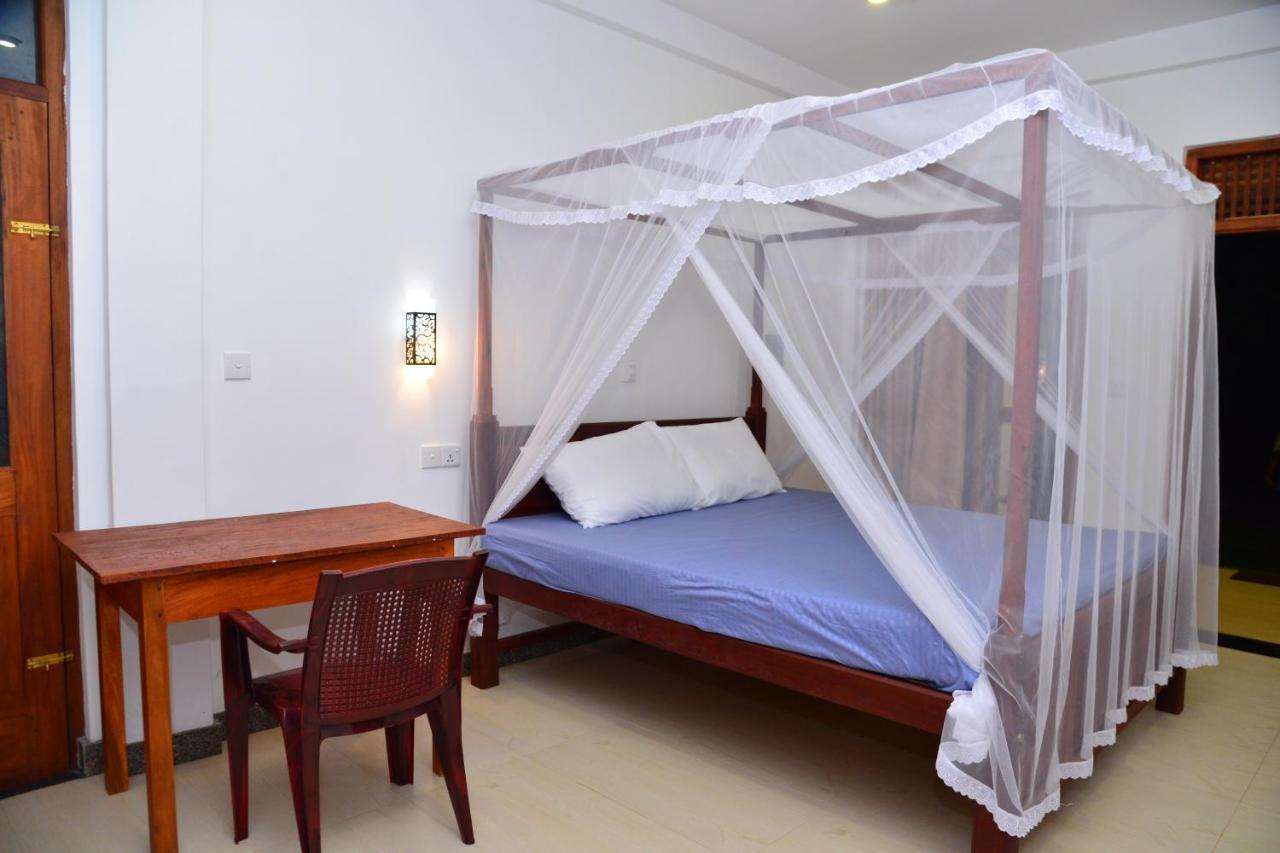 Villa Wanderlust Хиккадува Экстерьер фото