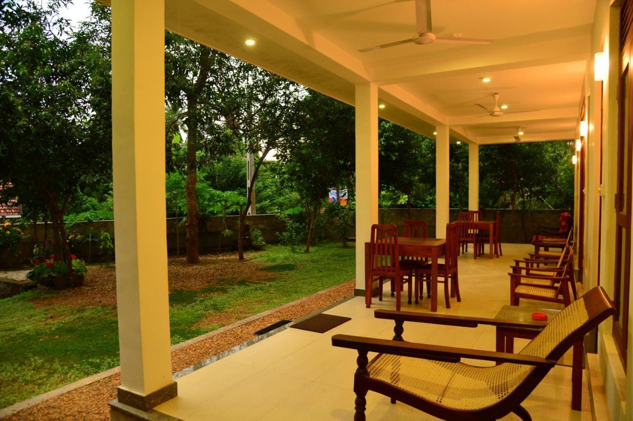 Villa Wanderlust Хиккадува Экстерьер фото